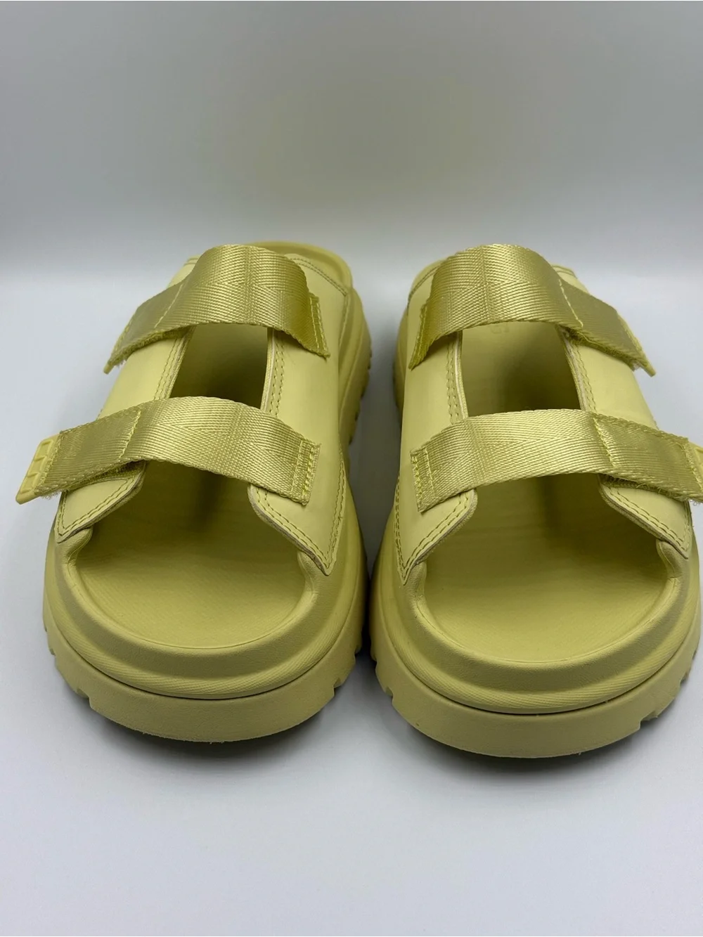 UGG Yellow Goldenglow Sandals Double Strap Big Girl Size 6 or Women’s 7.5/8
